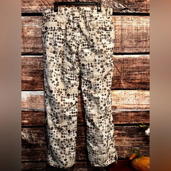 E408 snowboarding or ski pants